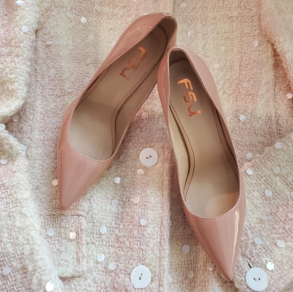 Funny She Jill Heels - Picture 2 of 7